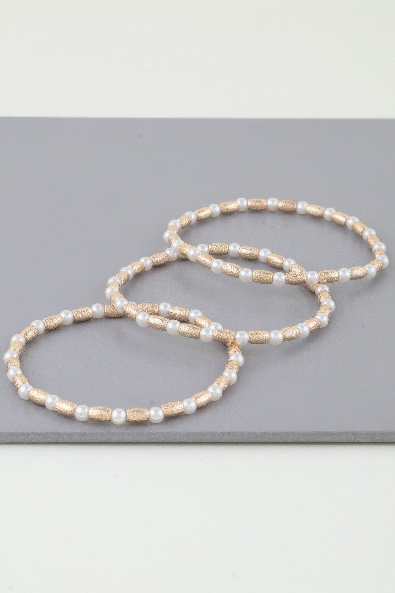 Triple Pillar Pearl Beaded Bracelet - Vestidora's