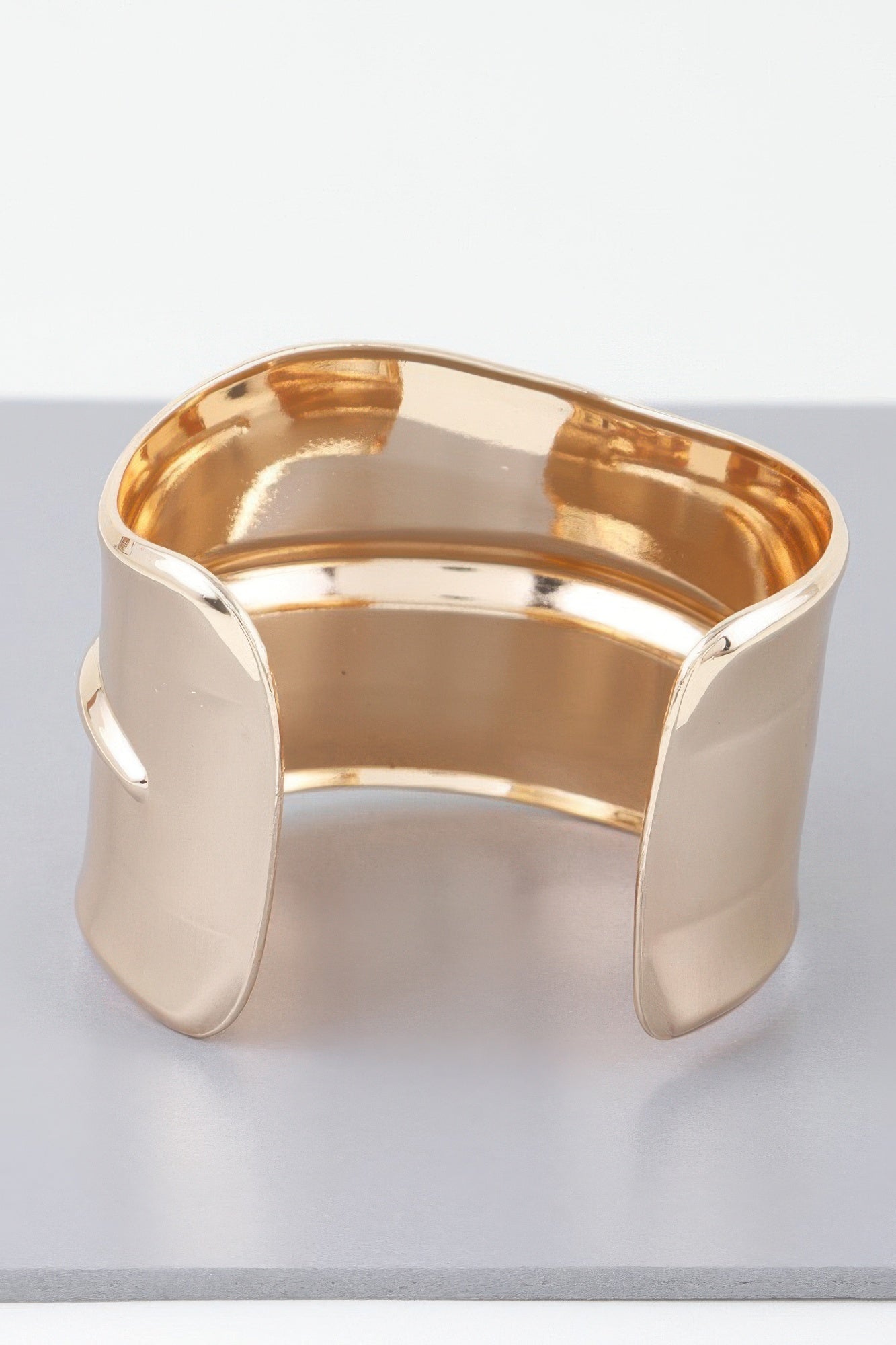 Wide Shiny Rib Open Cuff Bracelet - Vestidora's